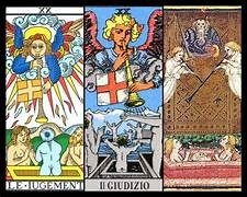Guida il tuo cammino con la cartomanzia autentica.