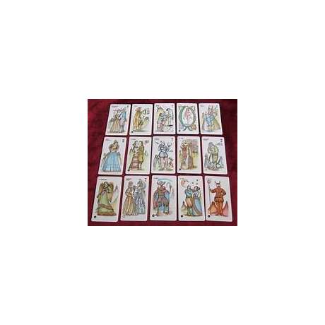 Natasha cartomante con esperienza nei tarocchi amore